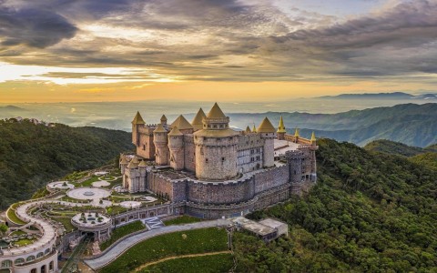 MỞ NCB IZIMOBILE, KHÁM PHÁ ĐA TRẢI NGHIỆM TẠI SUN WORLD BA NA HILLS